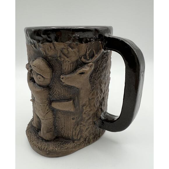 N Eastman Art Pottery 12oz Cocoa Coffee Mug Watchful Hunter & Deer Signed 1975 - Picture 2 of 10